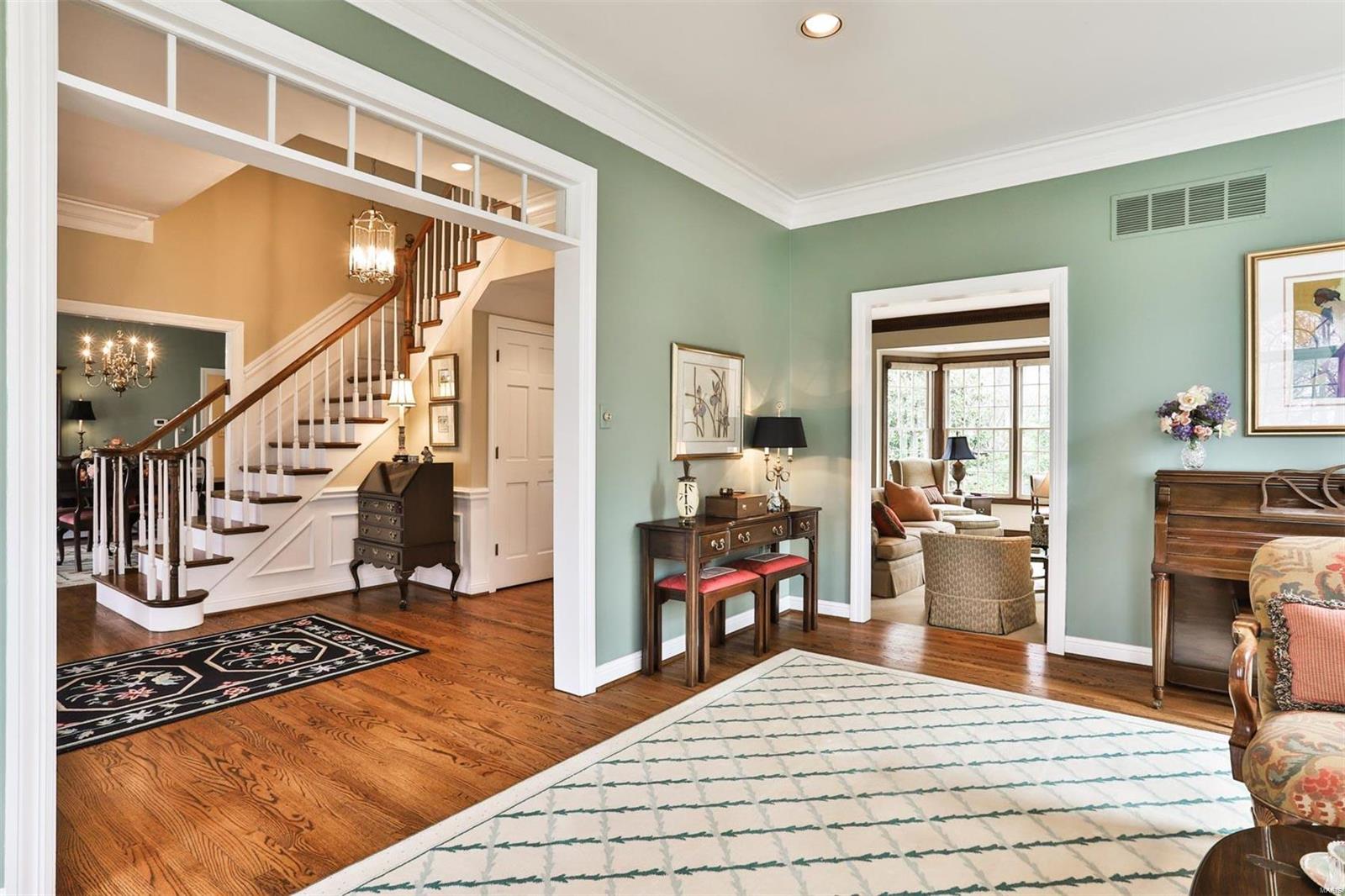 826 Stable Ridge Road Kirkwood, MO 63122 - Photo 14 of 77 Gallery Image 14