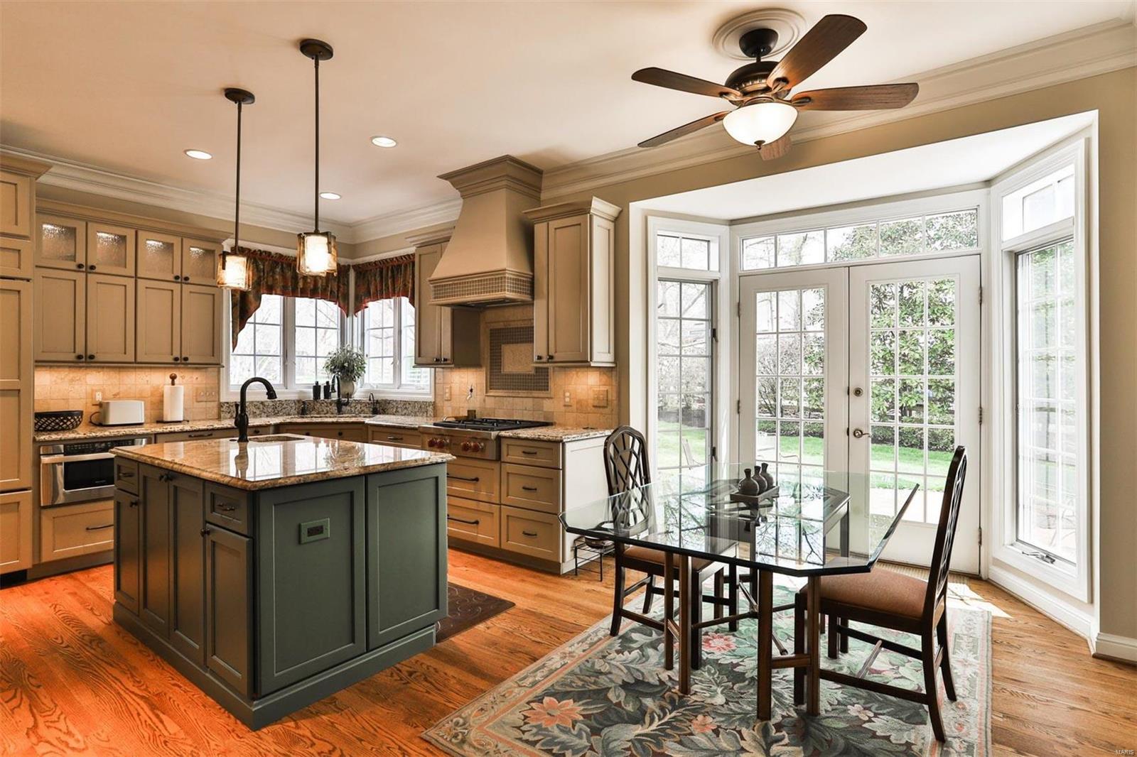 826 Stable Ridge Road Kirkwood, MO 63122 - Photo 33 of 77 Gallery Image 33