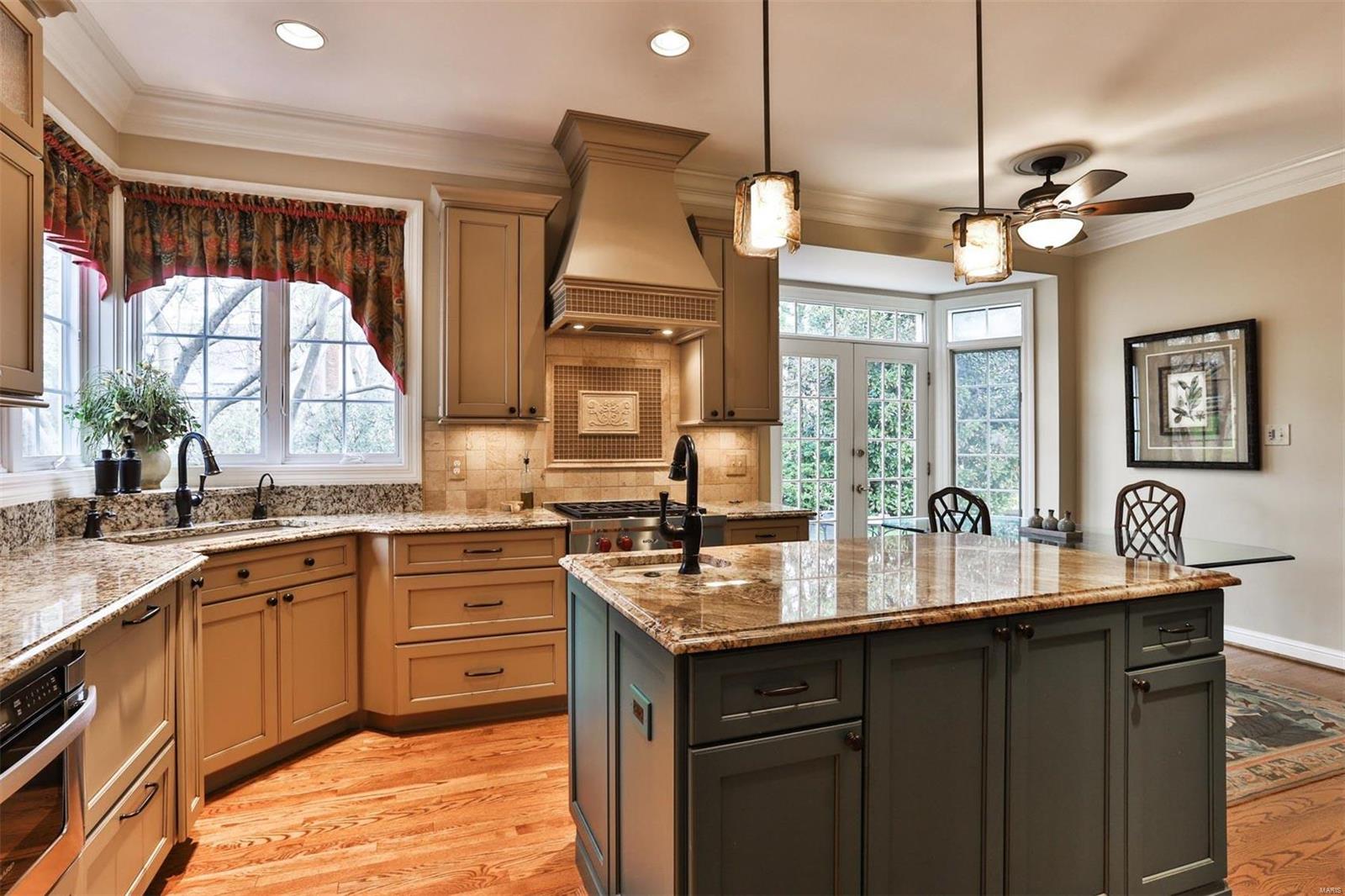 826 Stable Ridge Road Kirkwood, MO 63122 - Photo 42 of 77 Gallery Image 42