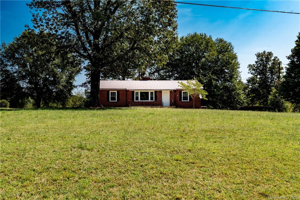 2705 Doc Pugh Road Connelly Springs, NC 28612 - Photo 4 of 40 Gallery Image 4