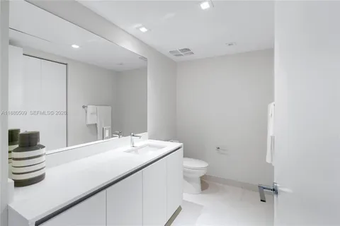 $2,995,000 | 1116 North Ocean Boulevard, Unit 1404, Pompano Beach, FL 33062