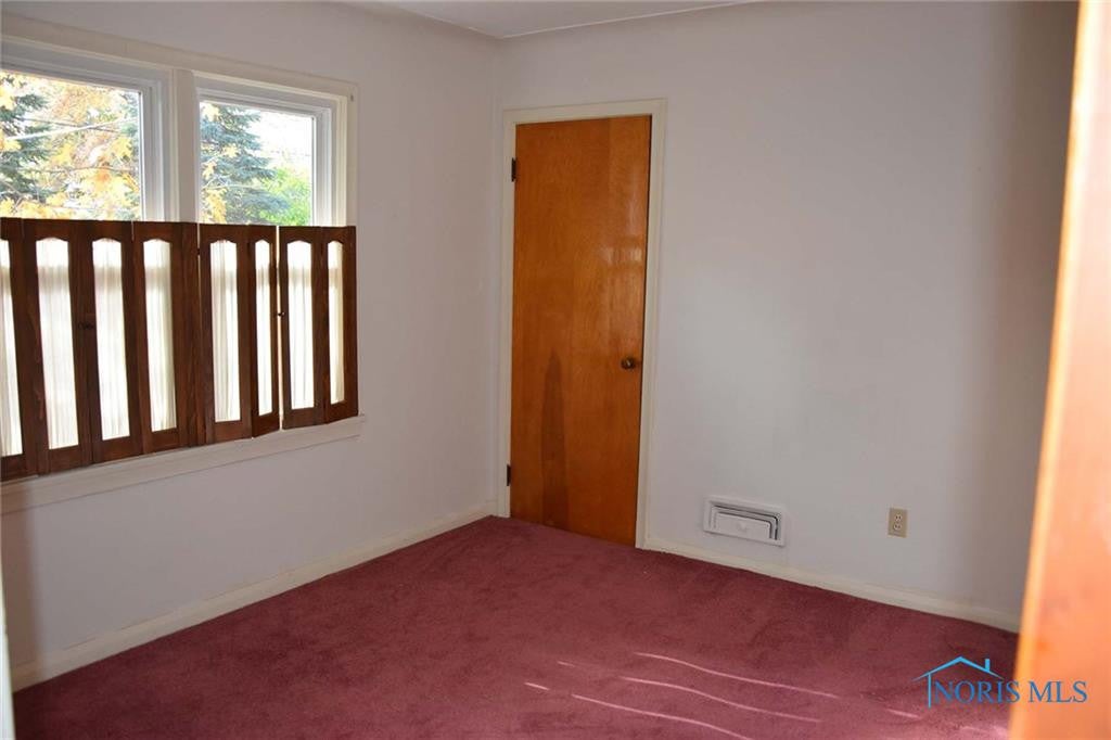 2813 Gracewood Road Toledo, OH 43613 - Photo 11 of 20 Gallery Image 11