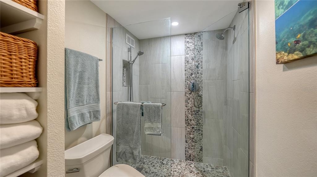 1000 Longboat Club Road, Unit 402 Longboat Key, FL 34228 - Photo 20 of 40