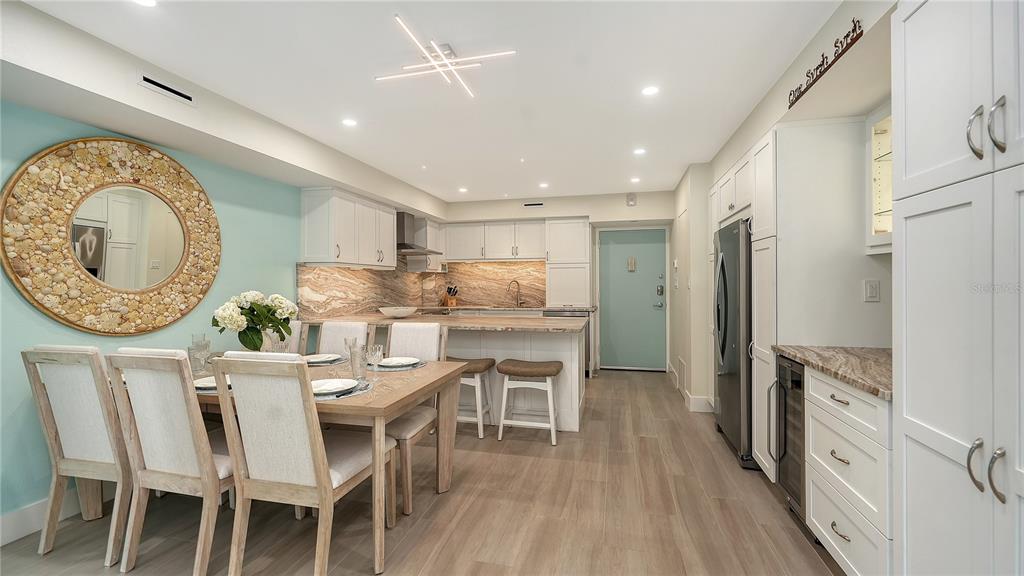 1000 Longboat Club Road, Unit 402 Longboat Key, FL 34228 - Photo 3 of 40