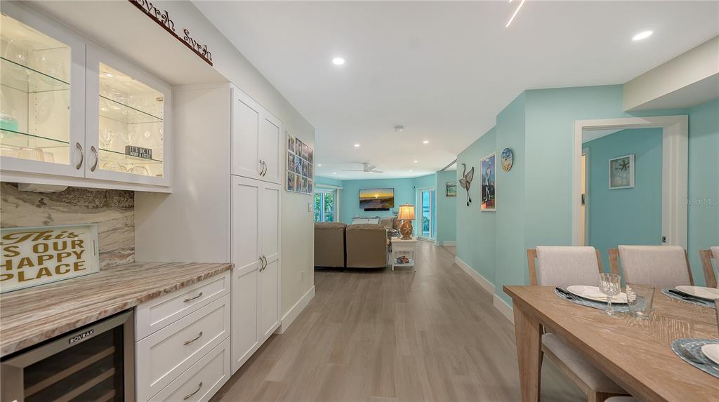 1000 Longboat Club Road, Unit 402 Longboat Key, FL 34228 - Photo 8 of 40