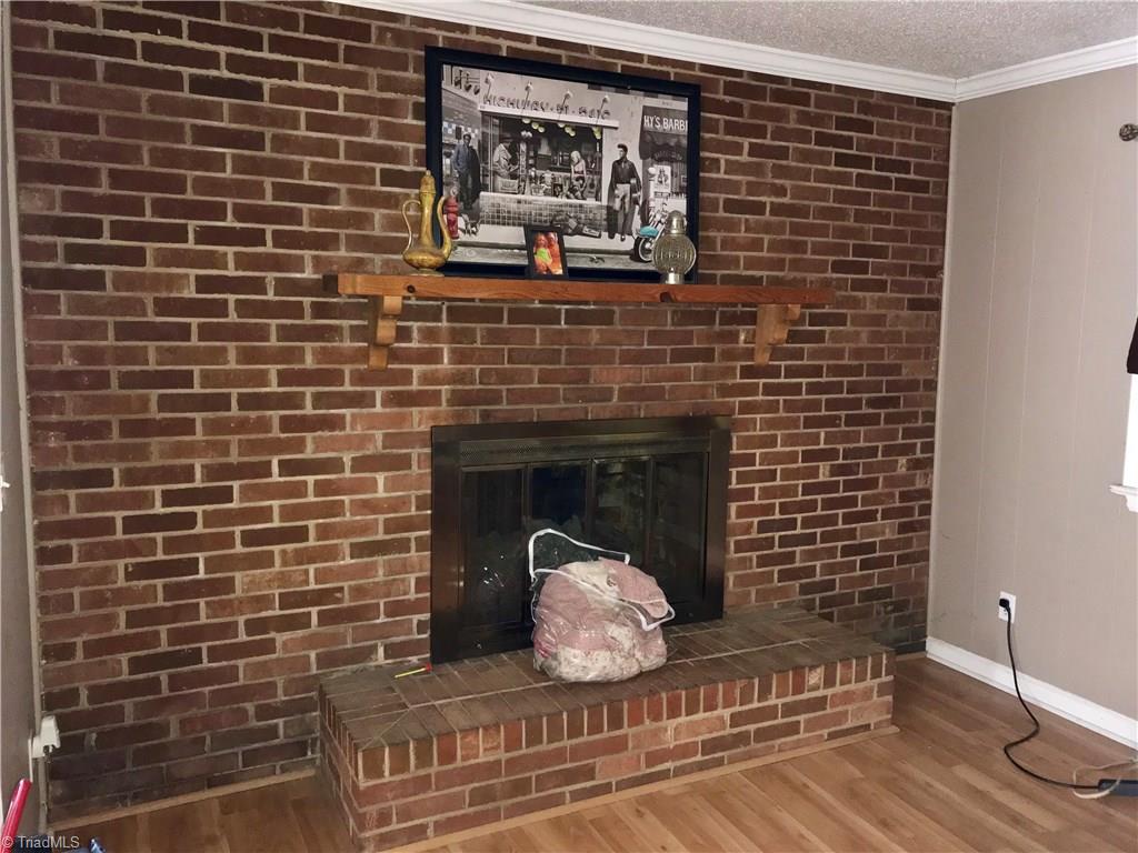 6598 Hunt Road Pleasant Garden, NC 27313 - Photo 5 of 10 Gallery Image 5