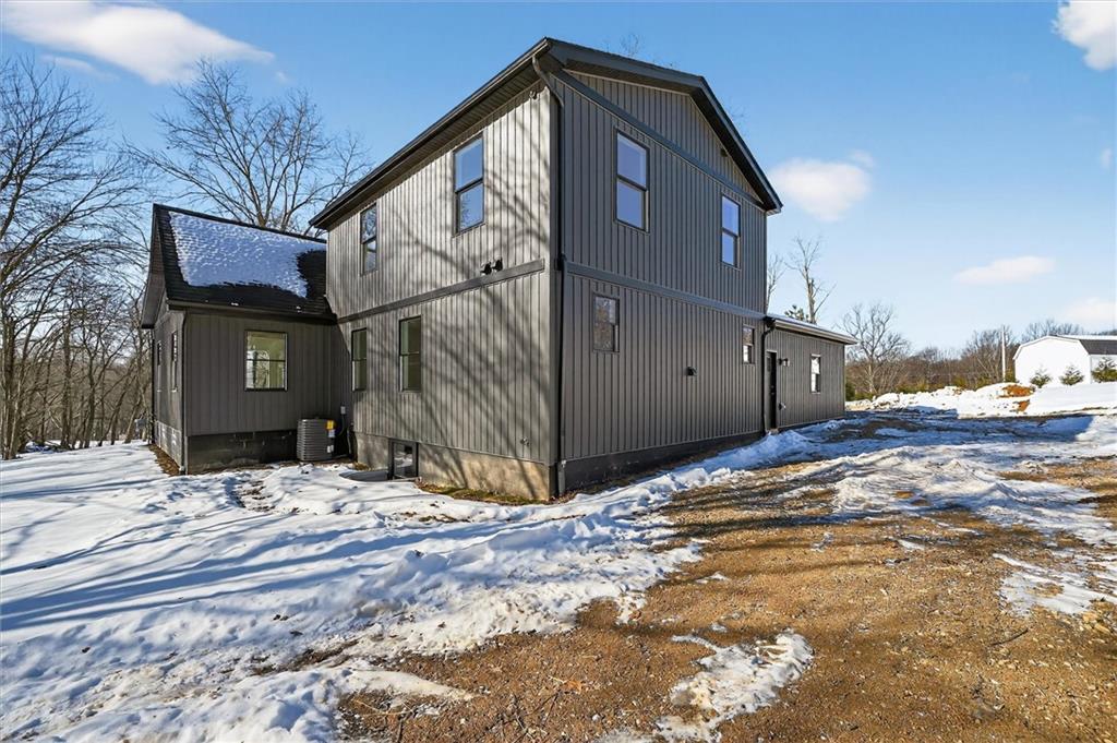 392 Stuber Road Beaver Falls, PA 15010 - Photo 43 of 48 a backyard of a house