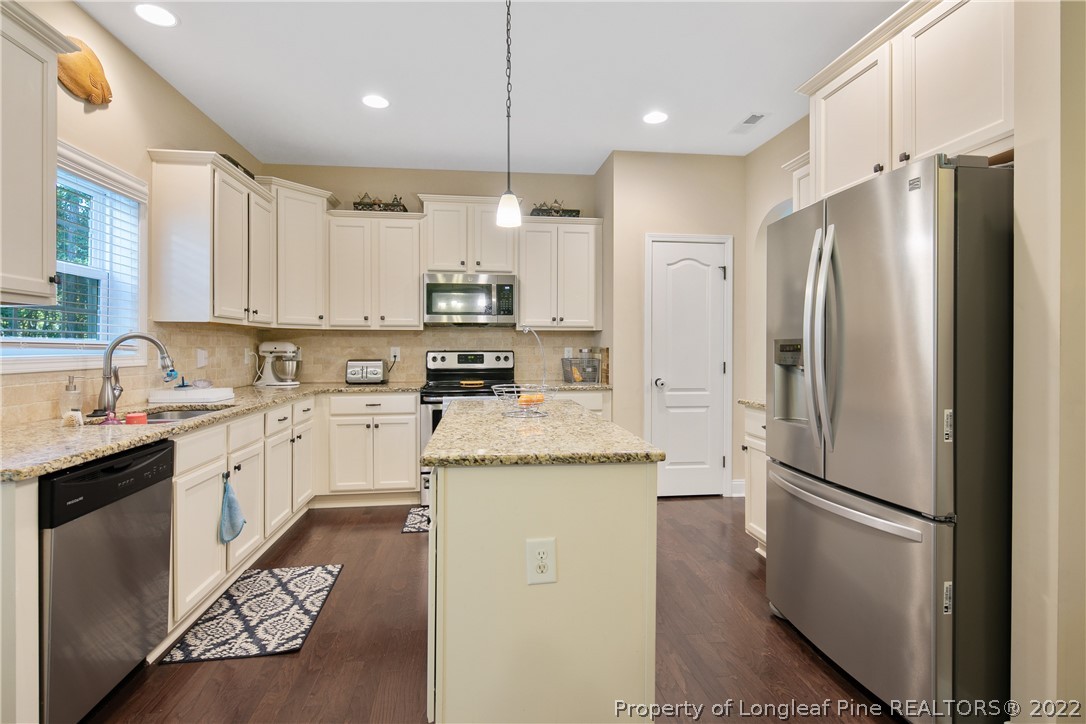 245 Valley Stream Road Spring Lake, NC 28390 - Photo 12 of 50 Gallery Image 12