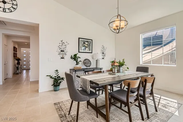 $970,000 | 130 West Fairway Road, Henderson, NV 89015