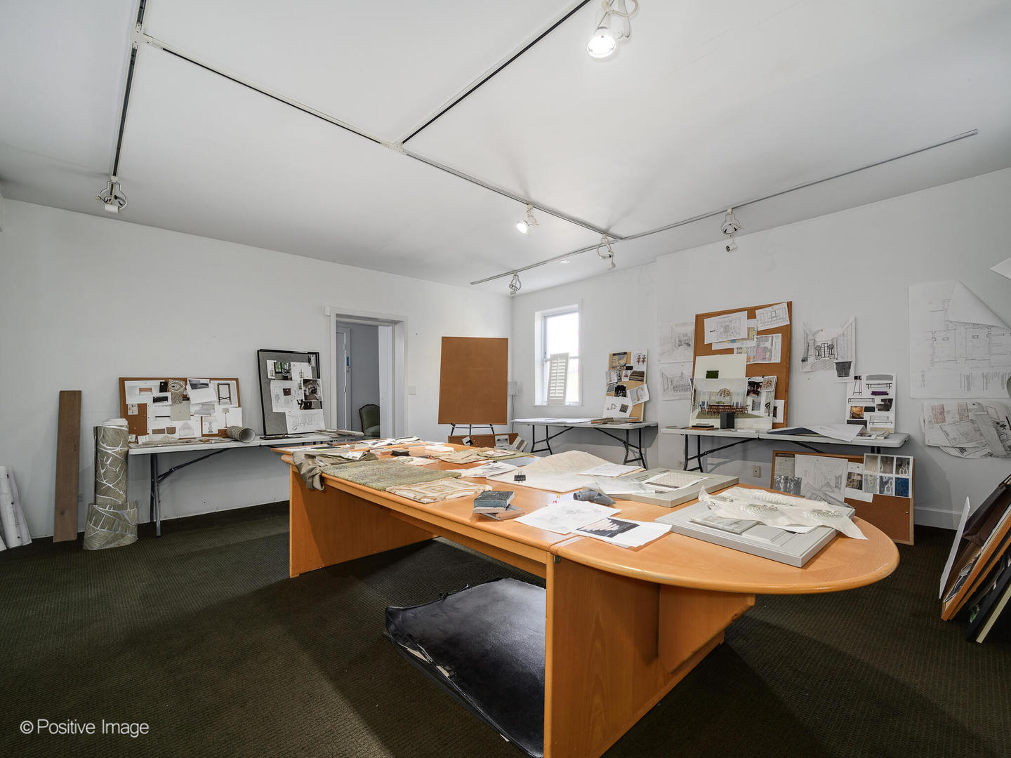 1244 West Chicago Avenue Chicago, IL 60642 - Photo 13 of 22 a room with a table chairs stove and kitchen view