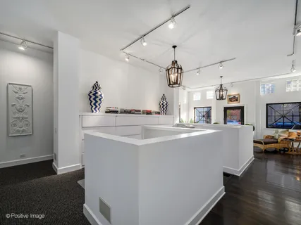 $1,100,000 | 1244 West Chicago Avenue, Chicago, IL 60642