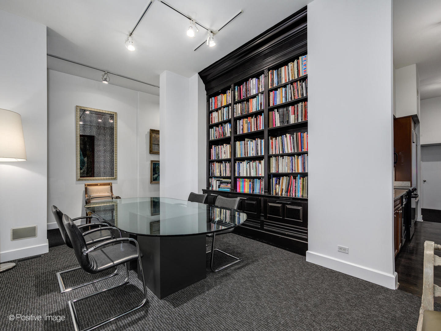1244 West Chicago Avenue Chicago, IL 60642 - Photo 8 of 22 a view of a livingroom with furniture and windows