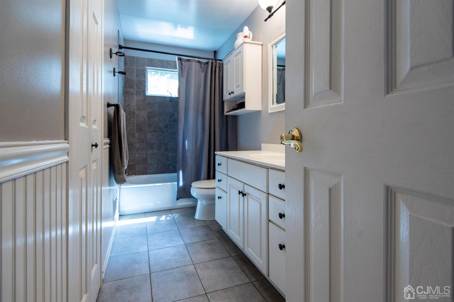 436 Halsey Road North Brunswick, NJ 08902 - Photo 18 of 25 Gallery Image 18