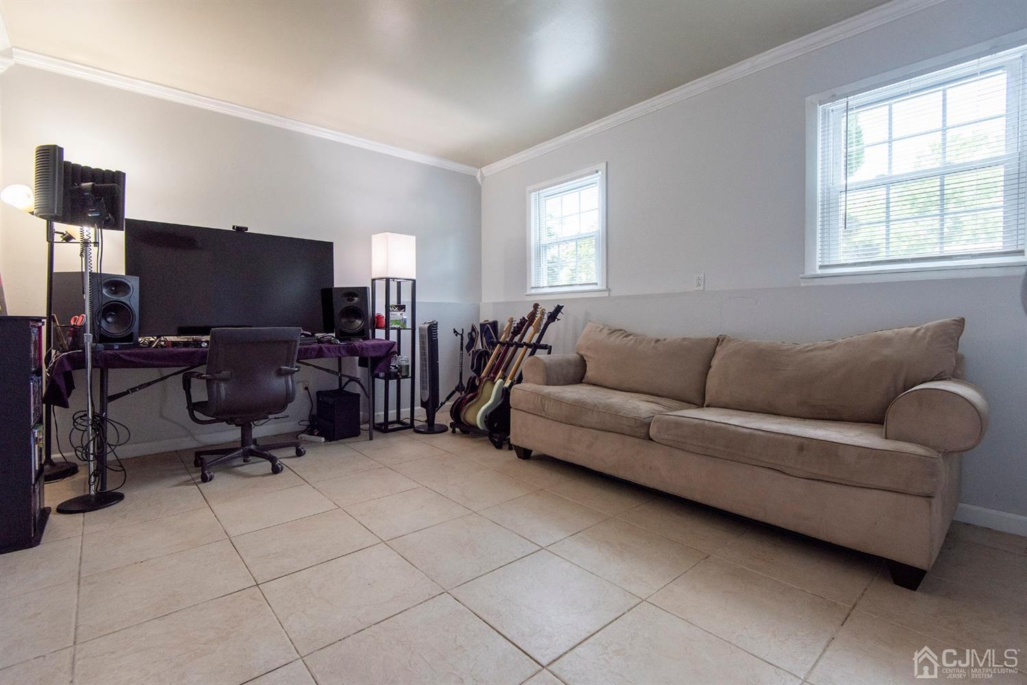 436 Halsey Road North Brunswick, NJ 08902 - Photo 19 of 25 Gallery Image 19