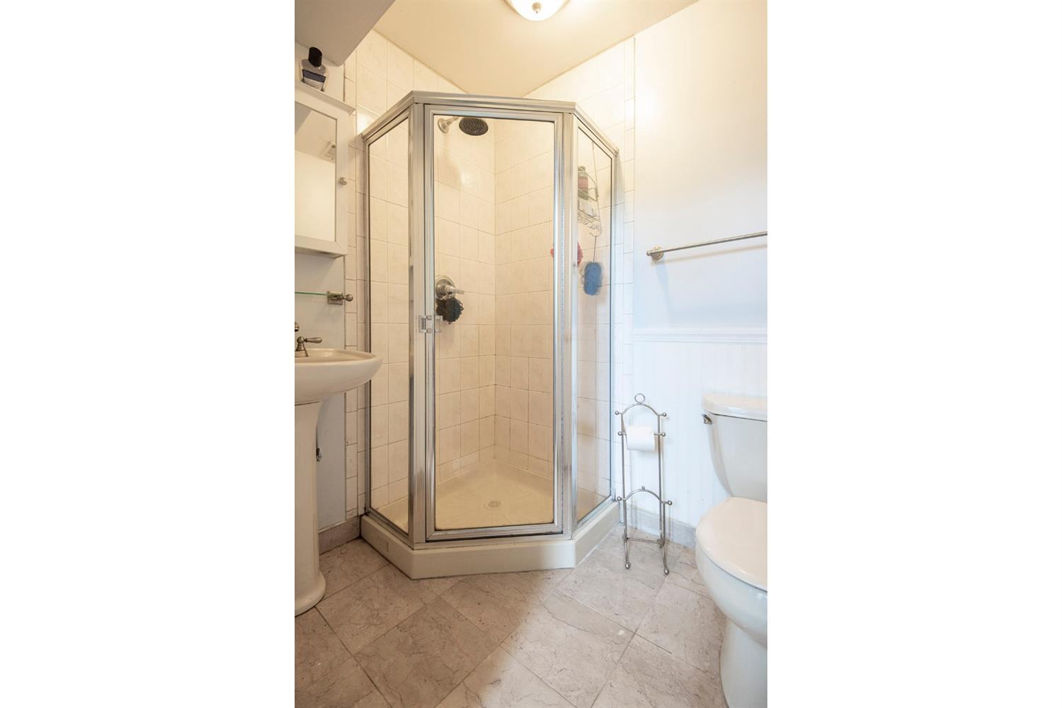 436 Halsey Road North Brunswick, NJ 08902 - Photo 22 of 25 Gallery Image 22