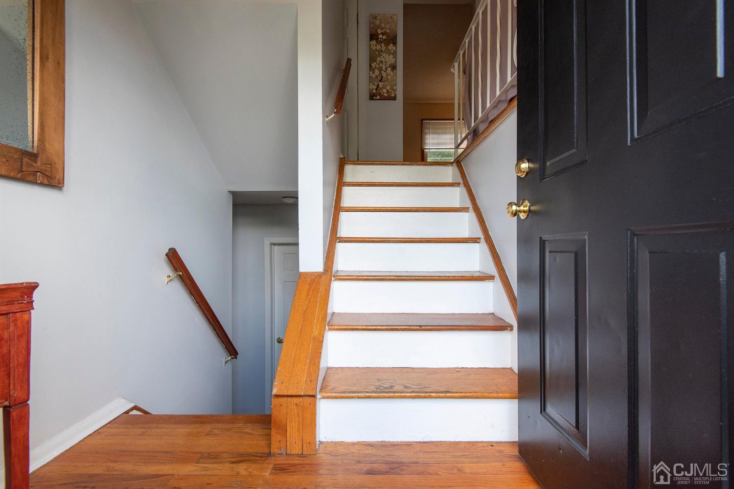 436 Halsey Road North Brunswick, NJ 08902 - Photo 4 of 25 Gallery Image 4