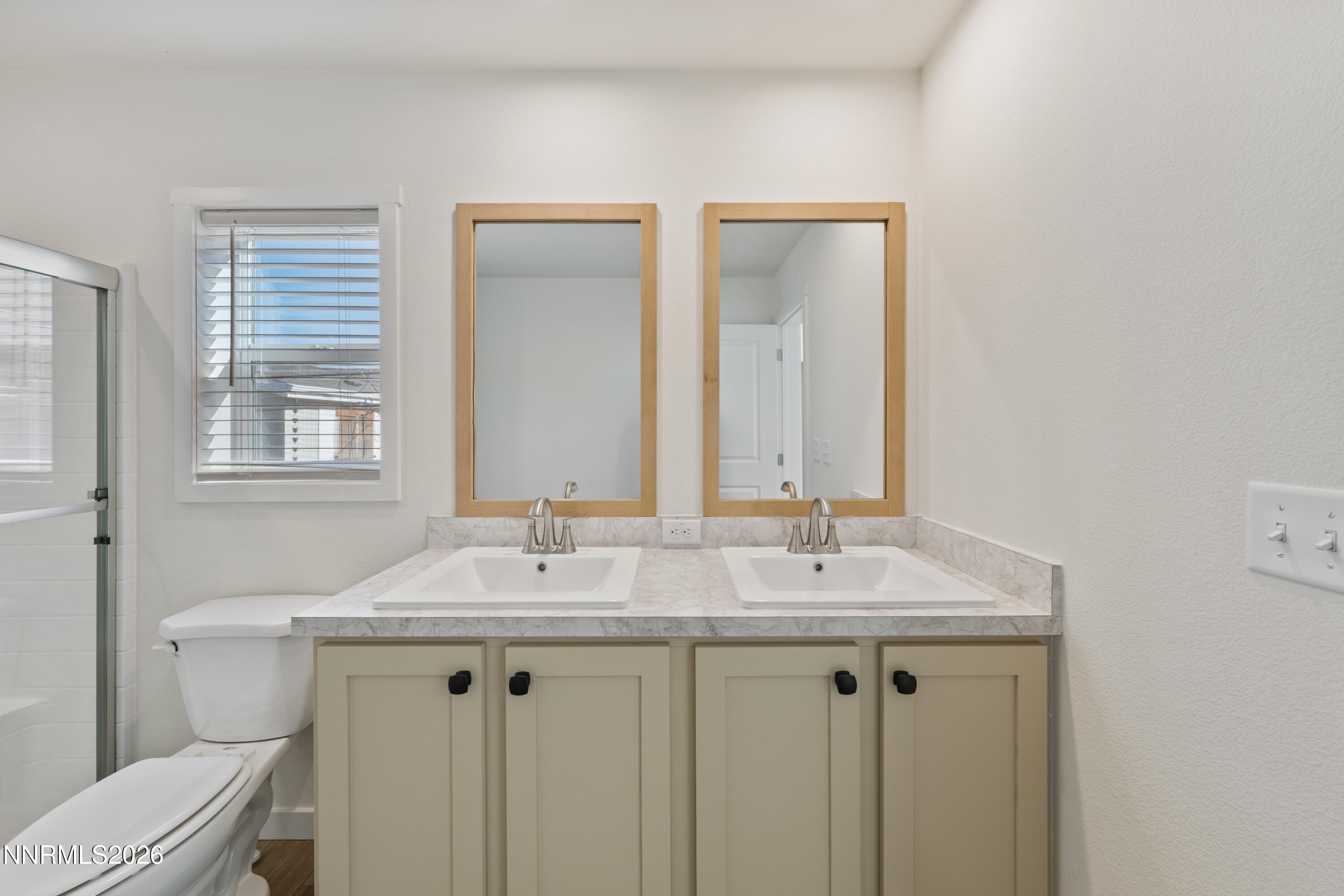 135 Fireman Row Dayton, NV 89403 - Photo 17 of 23 A7V04072