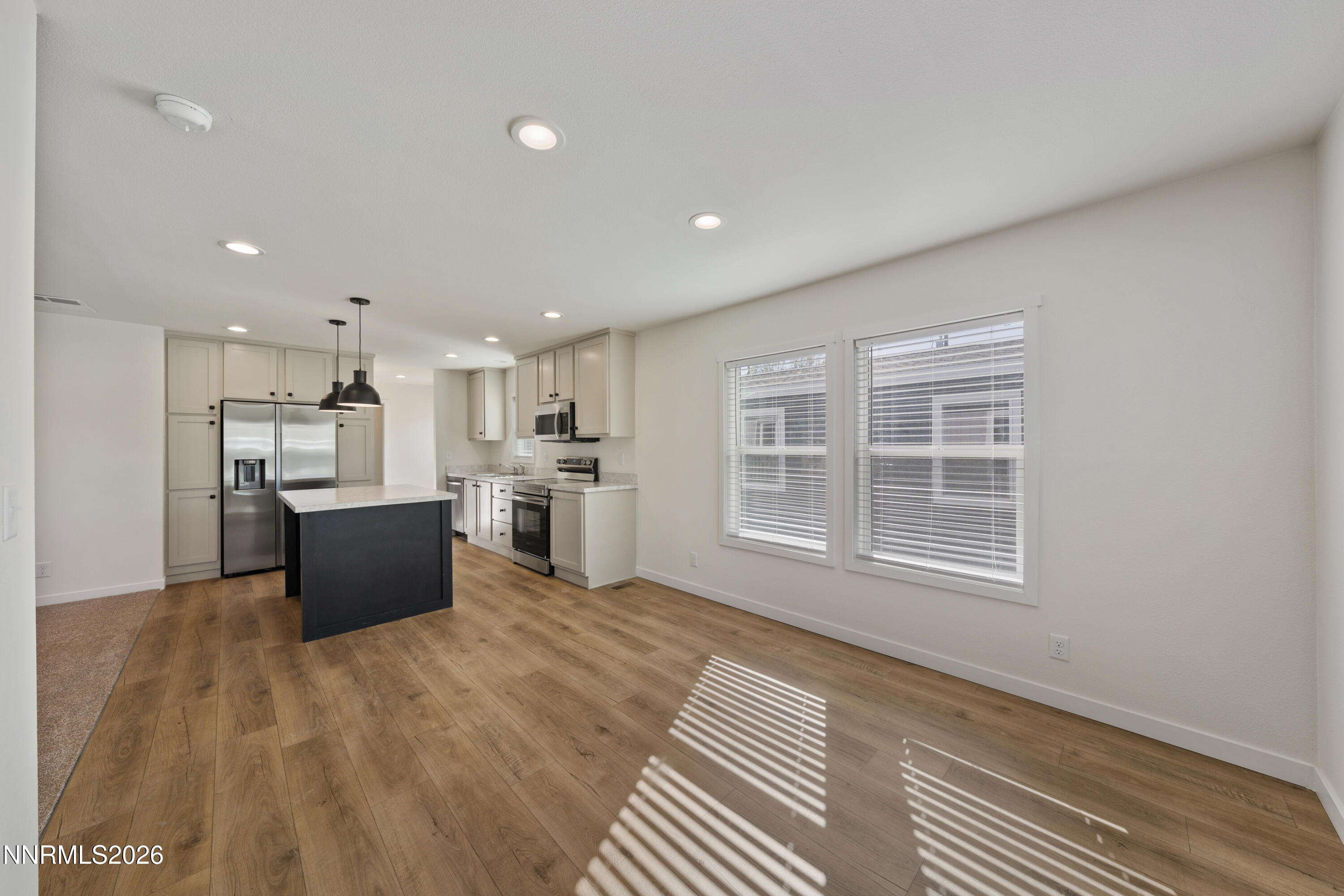 135 Fireman Row Dayton, NV 89403 - Photo 9 of 23 A7V03927