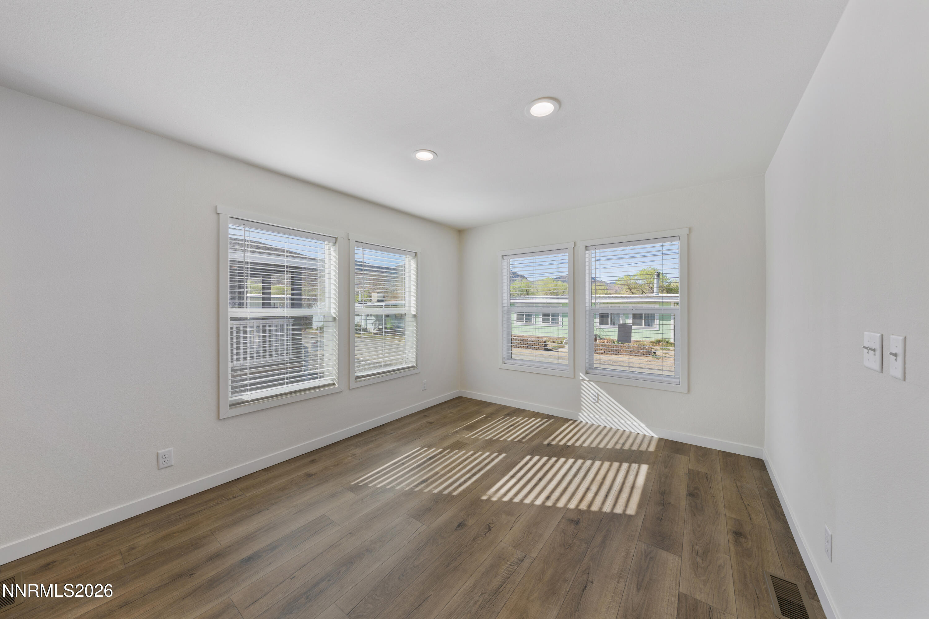 135 Fireman Row Dayton, NV 89403 - Photo 10 of 23 A7V03917