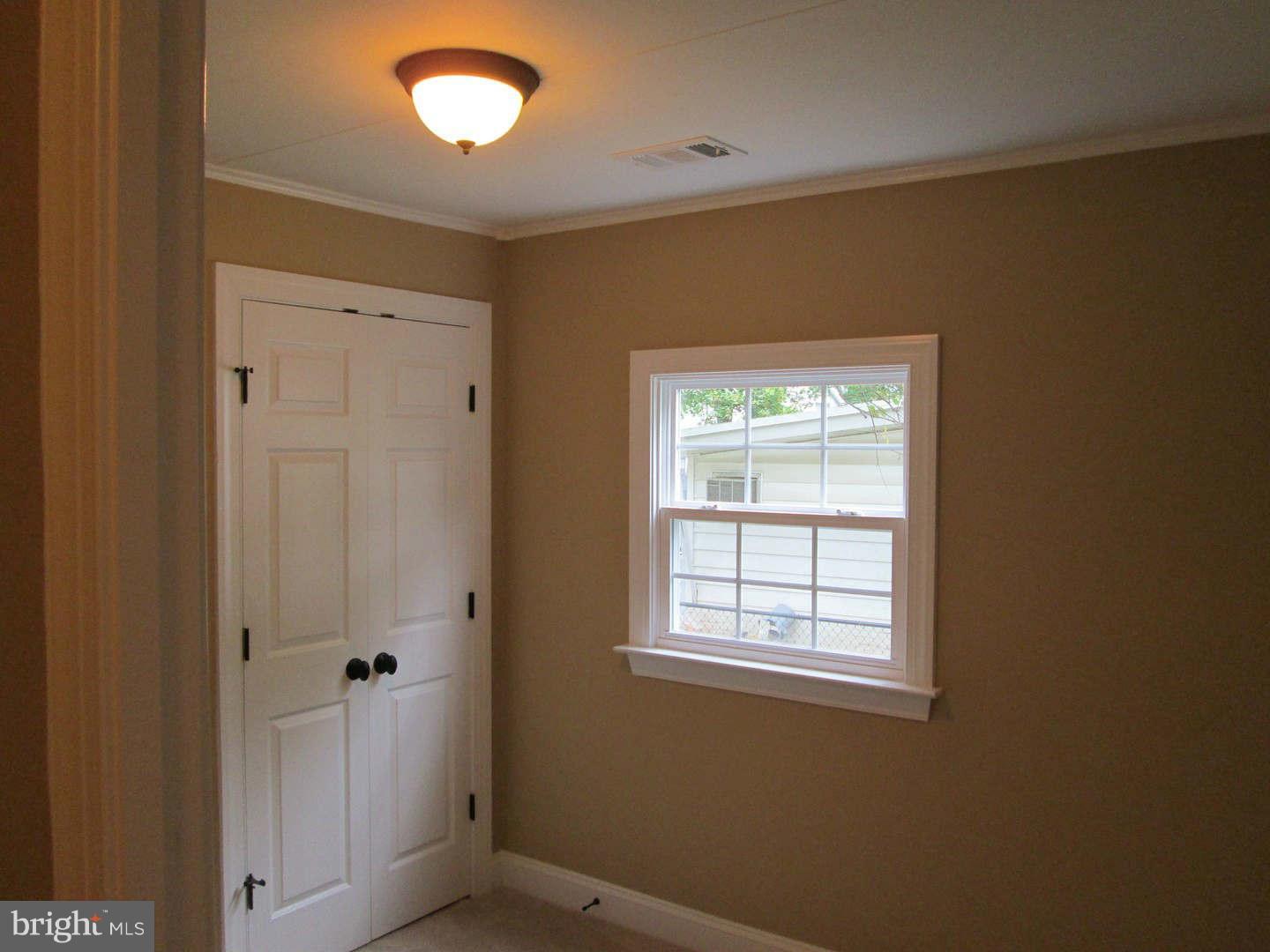 1403 Gleason Street Silver Spring, MD 20902 - Photo 20 of 27 Bedroom