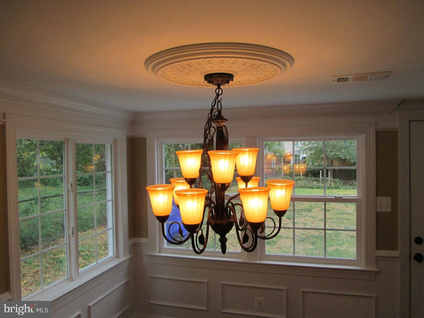 1403 Gleason Street Silver Spring, MD 20902 - Photo 5 of 27 Dining Room