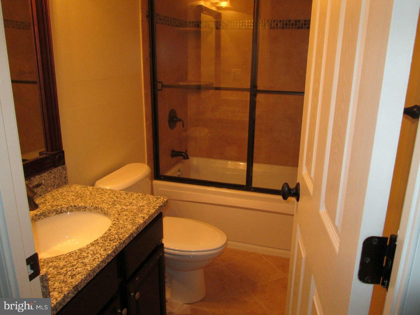 1403 Gleason Street Silver Spring, MD 20902 - Photo 10 of 27 Bath (Master)