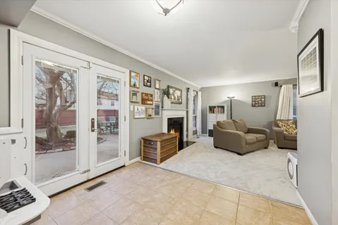 $379,900 | 9 Juniper Court, Streamwood, IL 60107