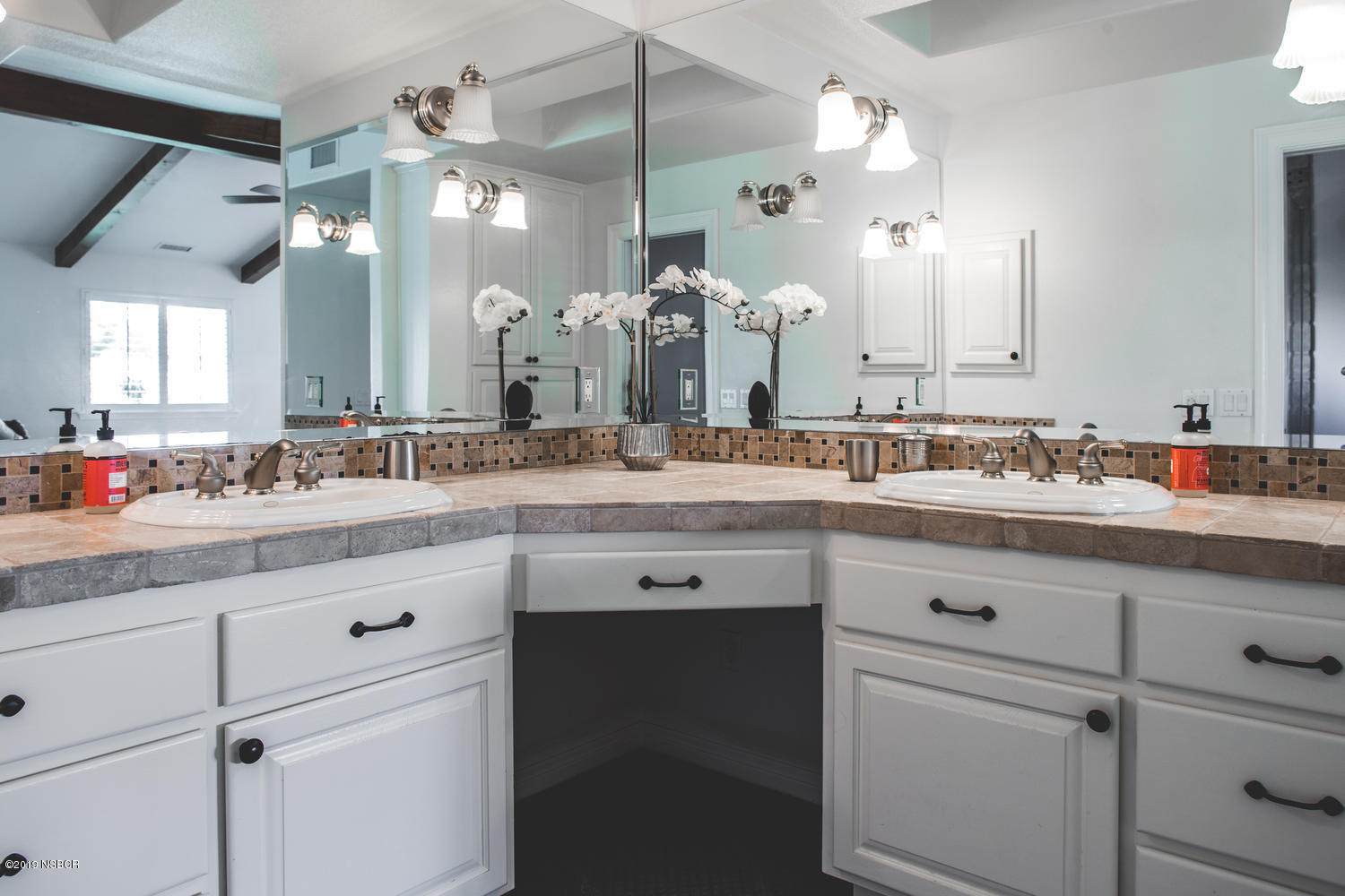 1062 Highland Road Santa Ynez, CA 93460 - Photo 17 of 43 Master Bath with dual sinks and vanity