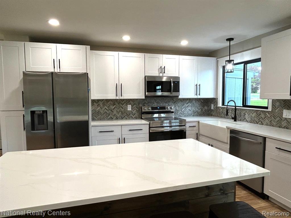 10117 East Bristol Road Davison, MI 48423 - Photo 13 of 42