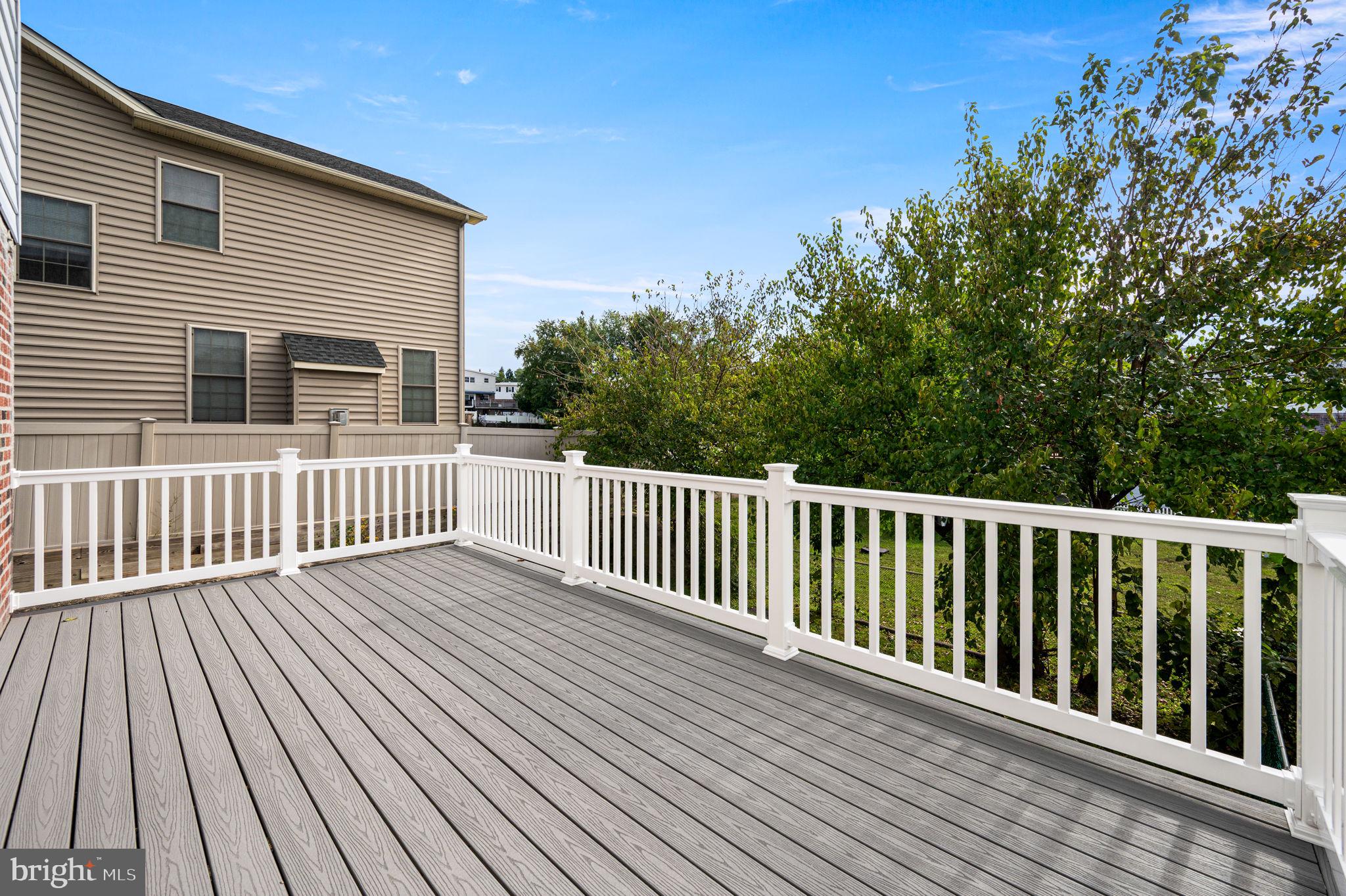 13043 Worthington Road Philadelphia, PA 19116 - Photo 13 of 31 large deck off dining room