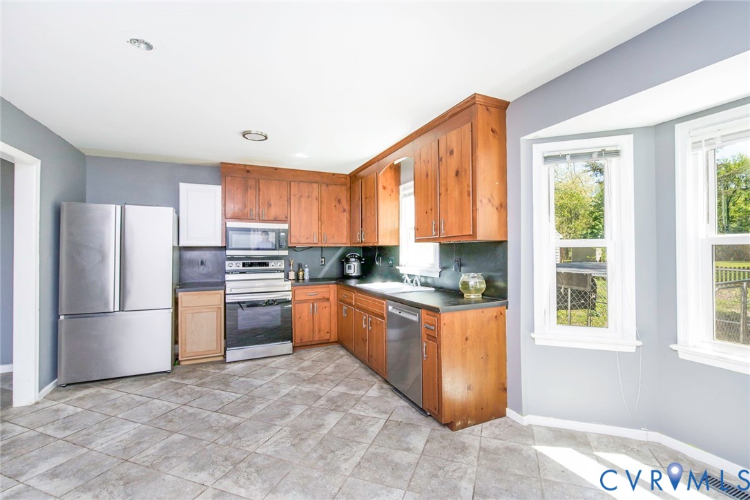 10166 Atlee Ridge Road Mechanicsville, VA 23116 - Photo 2 of 31