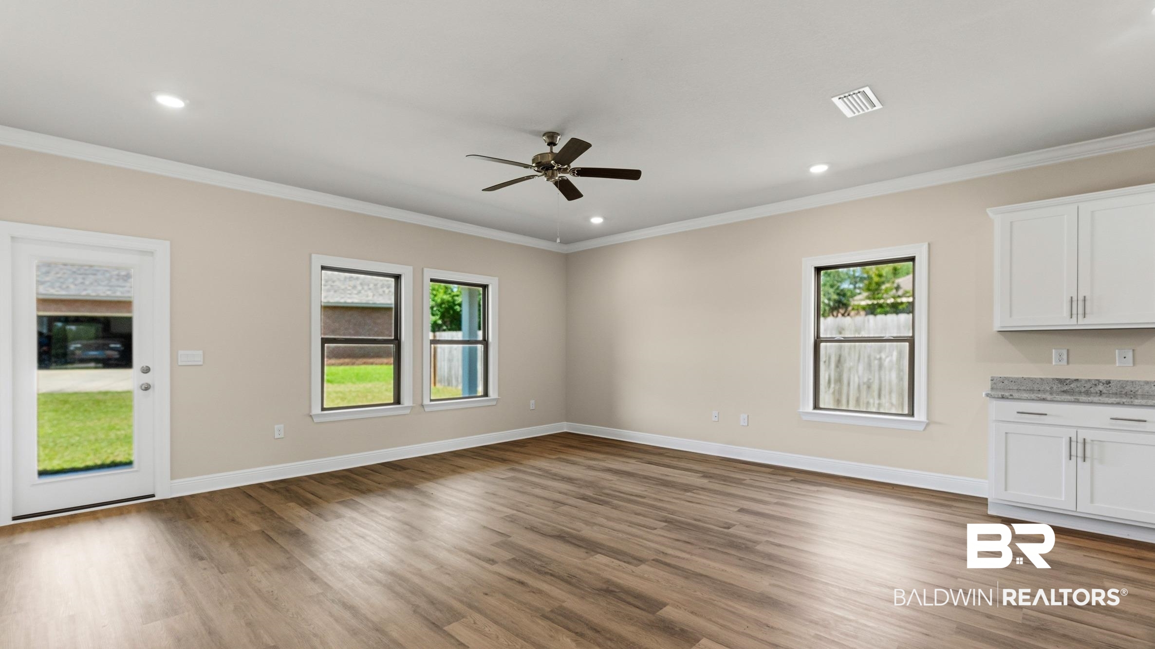 25208 Fairfax Road Daphne, AL 36526 - Photo 8 of 42 Gallery Image 8