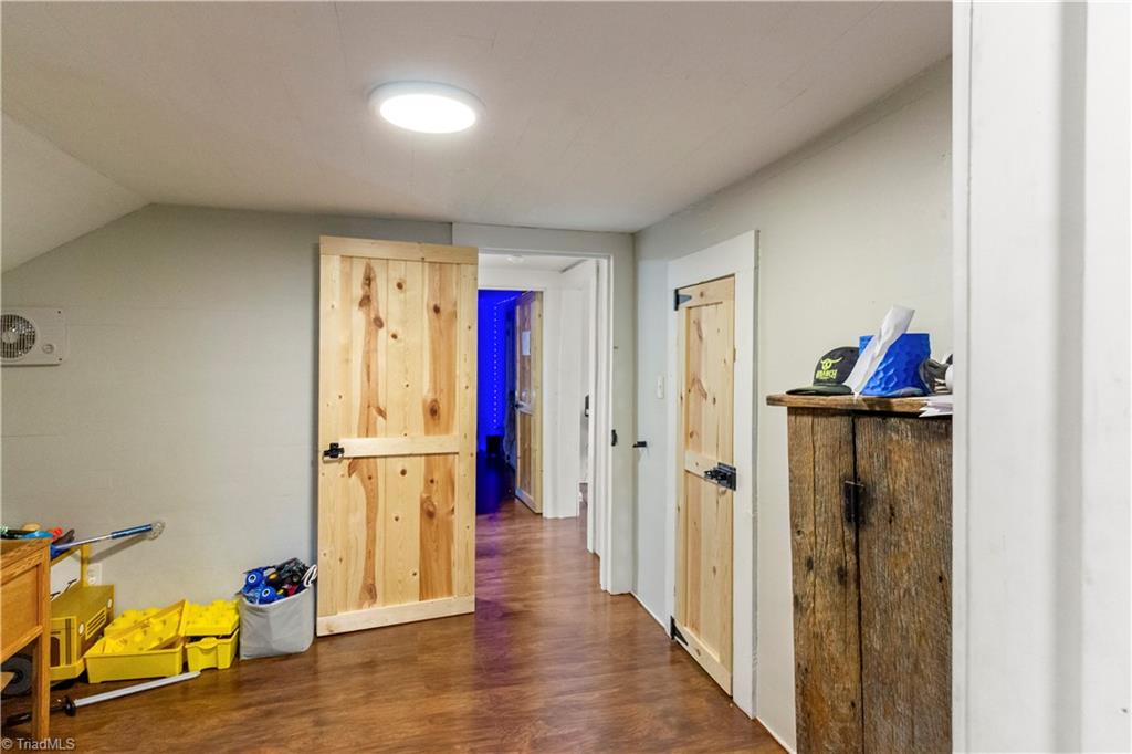 1850 Statesville Road Wilkesboro, NC 28697 - Photo 20 of 25