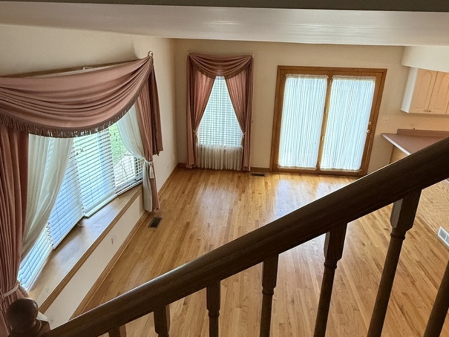 125 Maple Court, Unit 1 Geneva, IL 60134 - Photo 6 of 14