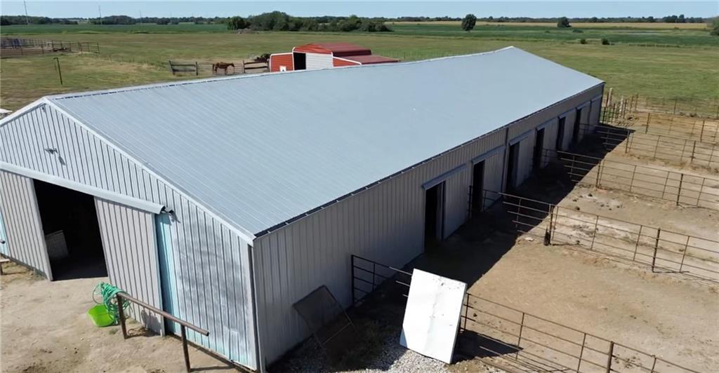 17228 White Road Green Ridge, MO 65332 - Photo 3 of 44