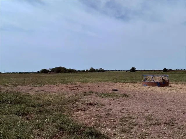 $500,000 | 17228 White Road, Green Ridge, MO 65332