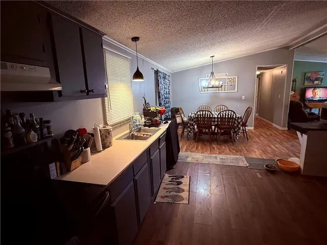 $500,000 | 17228 White Road, Green Ridge, MO 65332