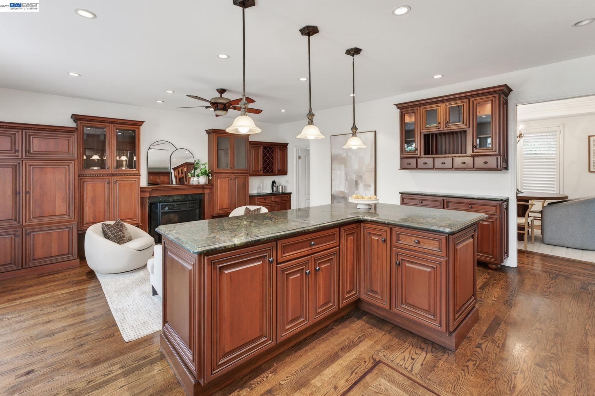 9 Del Oro Court San Ramon, CA 94583 - Photo 14 of 47