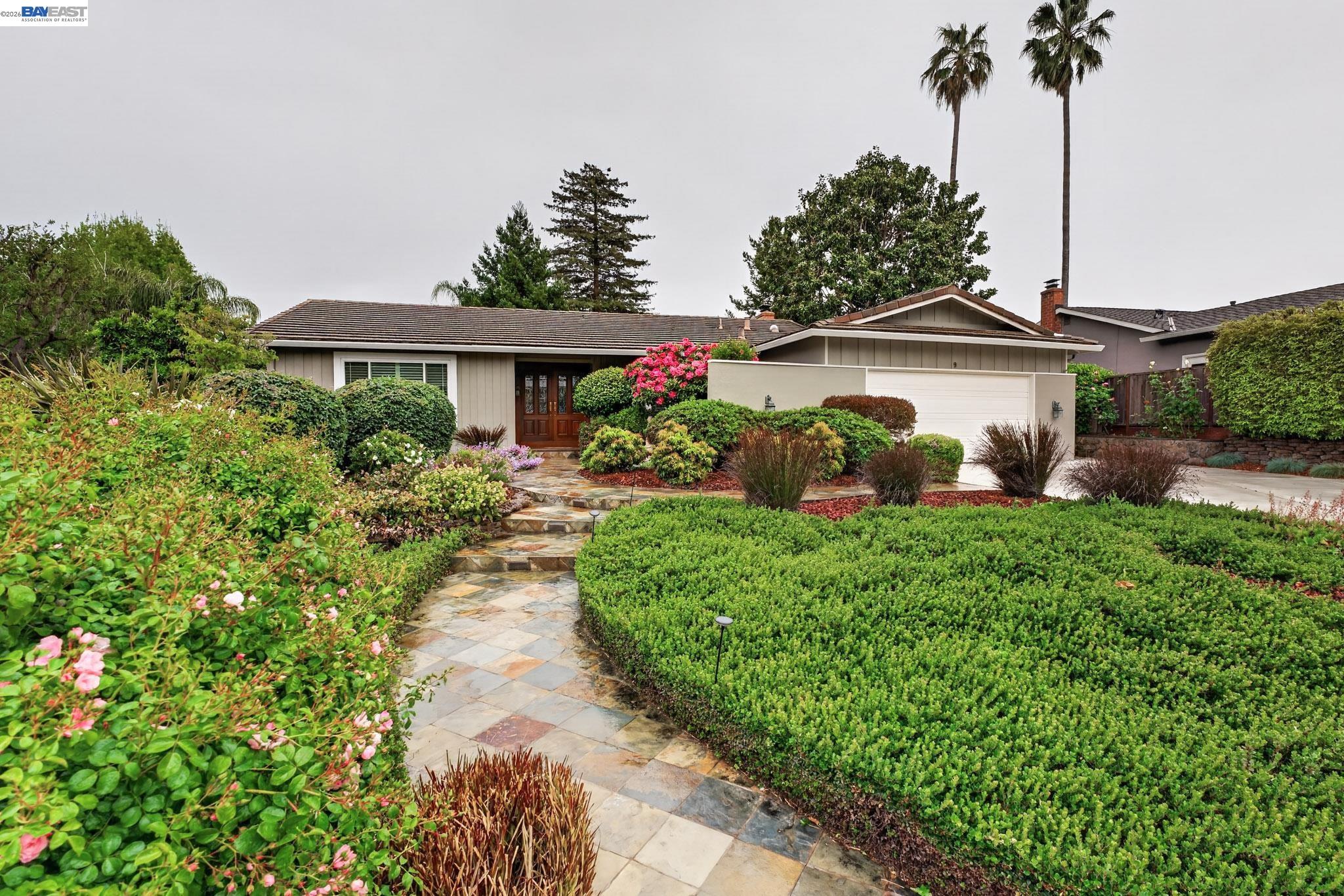 9 Del Oro Court San Ramon, CA 94583 - Photo 4 of 47