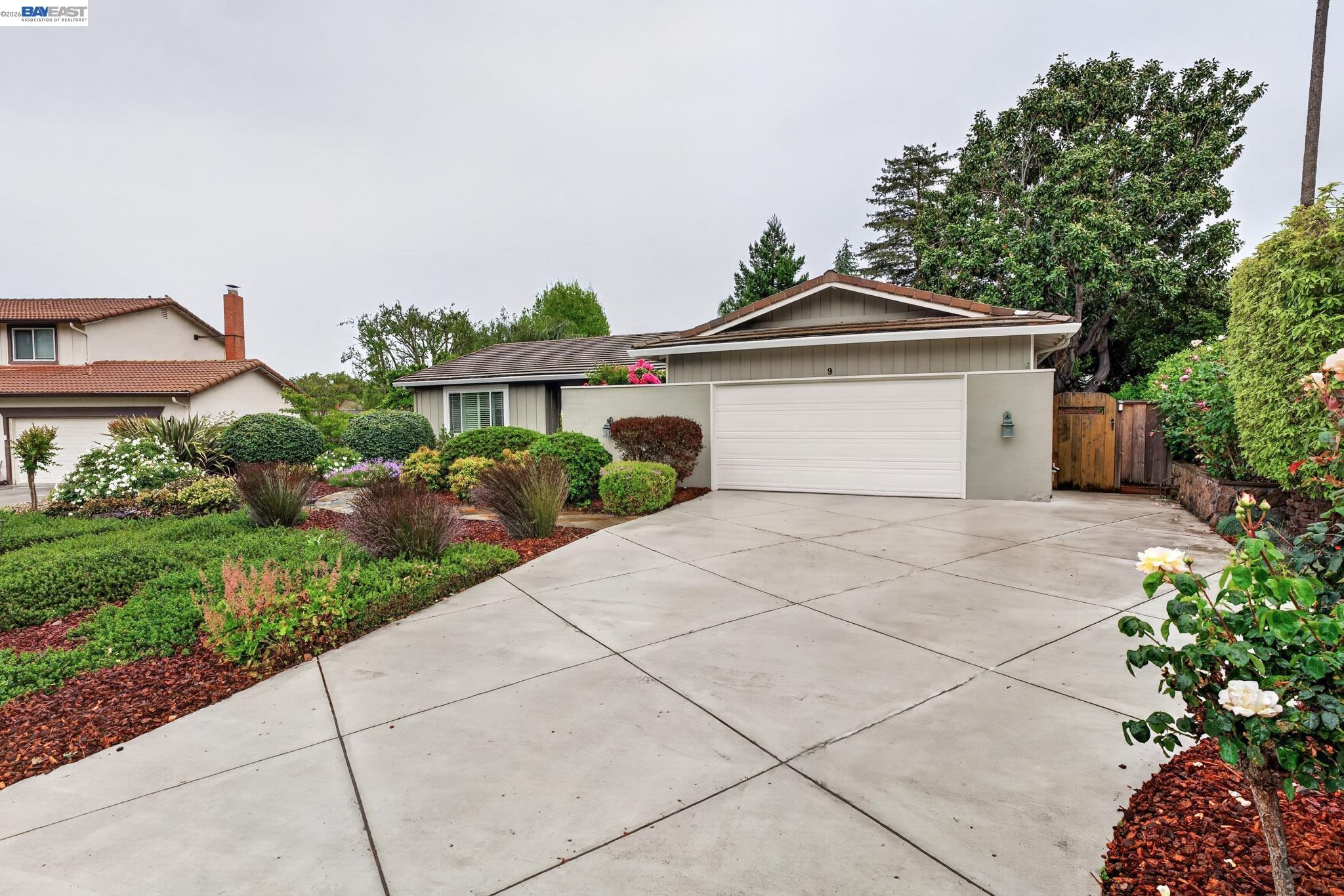 9 Del Oro Court San Ramon, CA 94583 - Photo 5 of 47