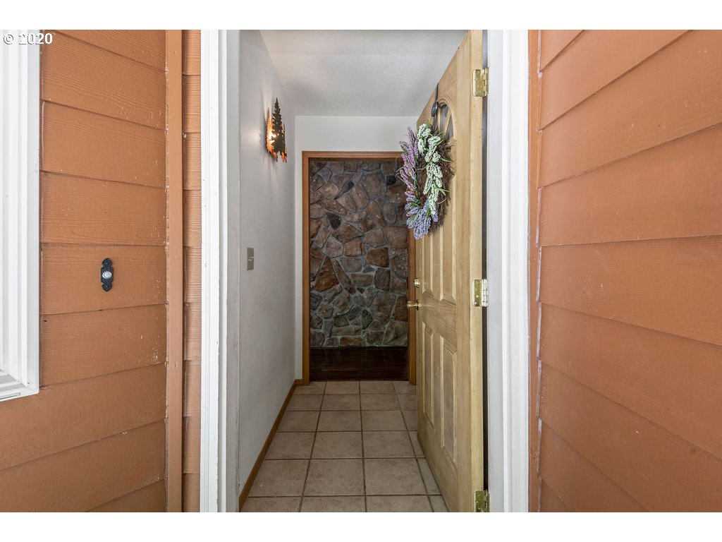 875 Kool Road Kelso, WA 98626 - Photo 5 of 27 Gallery Image 5