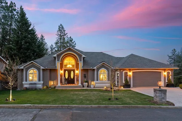 $925,000 | 1414 West Ardmore Drive, Spokane, WA 99218