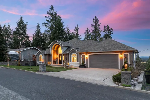 $925,000 | 1414 West Ardmore Drive, Spokane, WA 99218