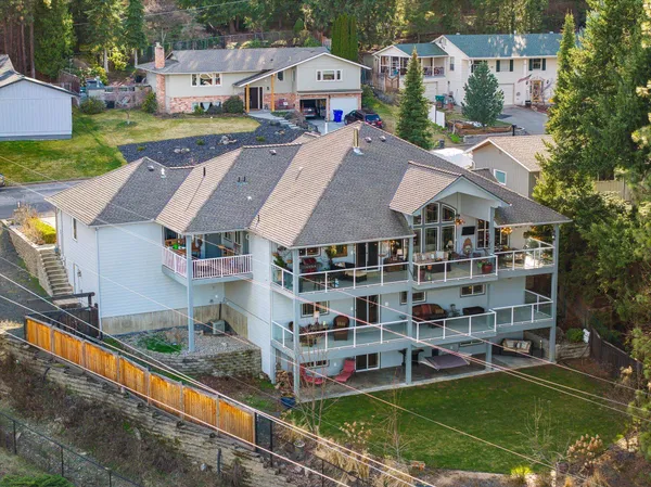 $925,000 | 1414 West Ardmore Drive, Spokane, WA 99218