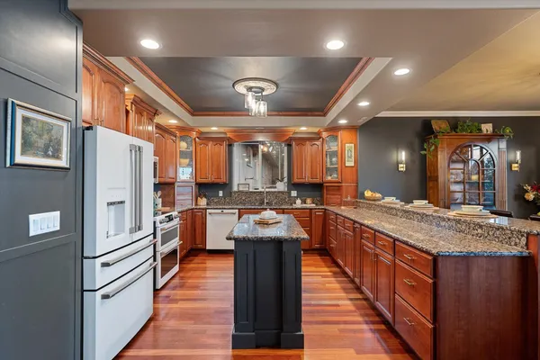 $925,000 | 1414 West Ardmore Drive, Spokane, WA 99218