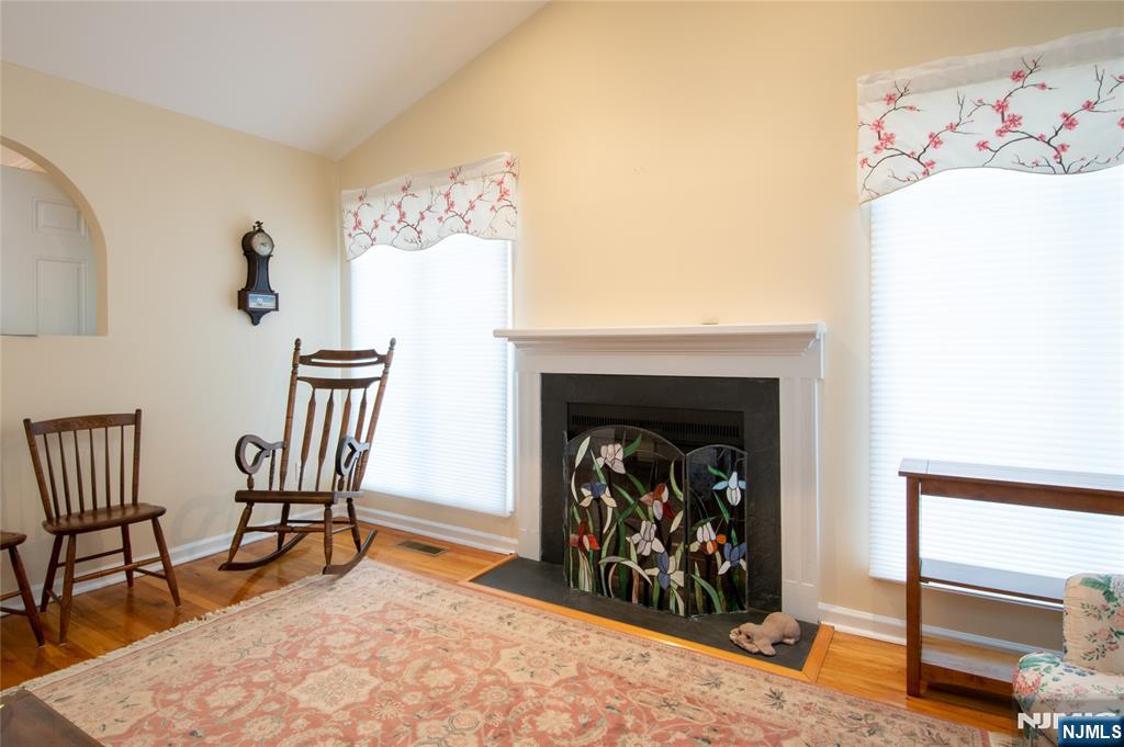 28 Old 4th Drive Oak Ridge, NJ 07438 - Photo 10 of 41