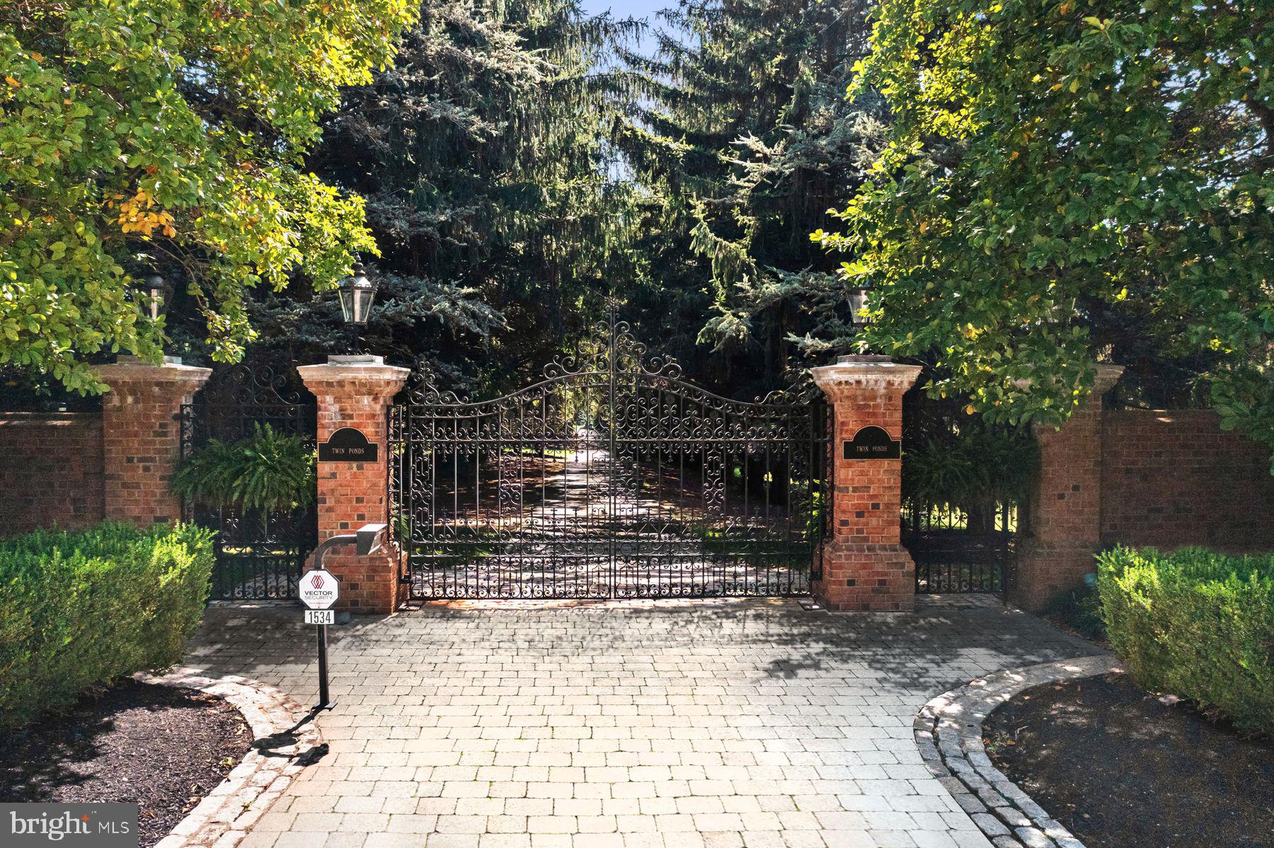 1534 North Trooper Road Norristown, PA 19403 - Photo 4 of 49 a front view of a house with garden