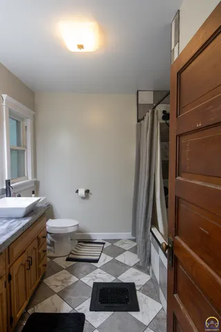 $114,900 | 821 Union Street, Emporia, KS 66801