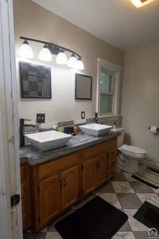 $114,900 | 821 Union Street, Emporia, KS 66801