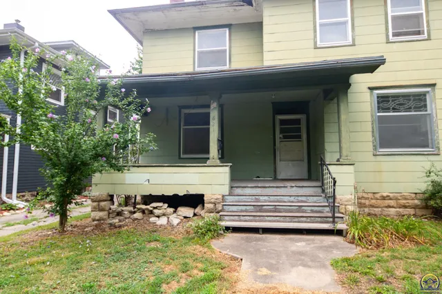 $114,900 | 821 Union Street, Emporia, KS 66801